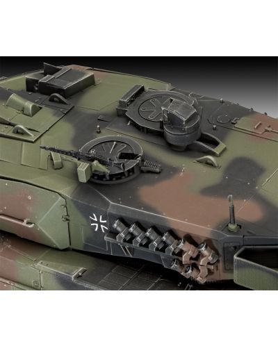 Сглобяем модел Revell - Танк Леопард 2 A6/A6NL - 4